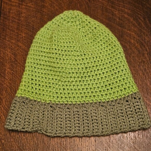Grinch 3D Eyes Knit Hat. Handmade - Picture 2 of 4
